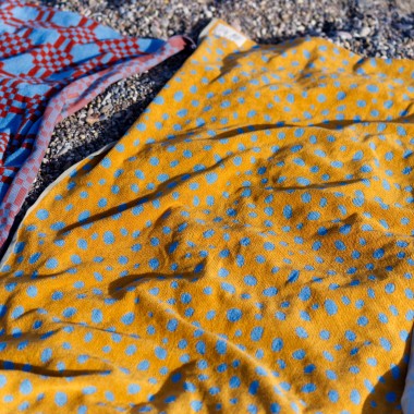 Towel.Studio | Stripe Strandtuch | Caramel & Sky