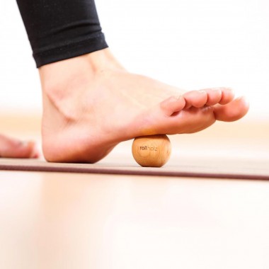 rollholz – Massagekugel aus Holz für punktuelle Behandlung – 4cm