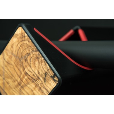 Stilvolle Design Fahrrad Wandhalterung | PARAX® D-RACK | für Rennrad, Hardtail, Cityrad & Tourenrad | Schwarz-Rot mit Oliven Holz