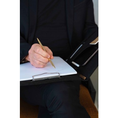RÅVARE Filz-Klemmbrett für A4-Dokumente, passend für iPad Pro 12,9", 12" MacBook, 13,3" MacBook Air, elegante Businessmappe