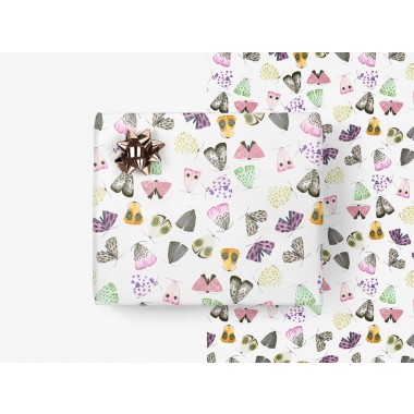 typealive / Geschenkpapier / Moths (gefaltet)