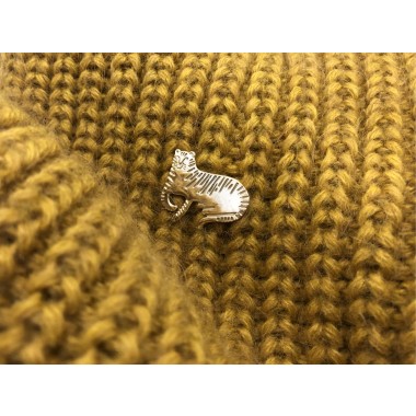 typealive / Pin / Wild Thing