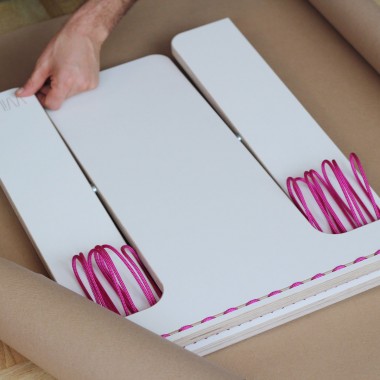 WILJA Klapphocker KARL faltbar aus Holz & Seil in pink