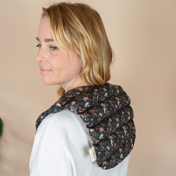 Wärmekissen Nacken Schulter mit Bio-Dinkel "Boho Schwarz" – Tochter von Walter